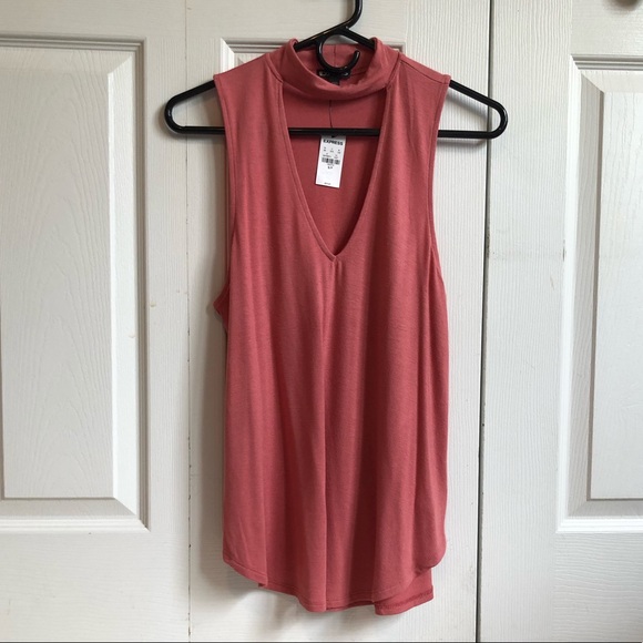 Express Tank Top - Picture 4 of 6